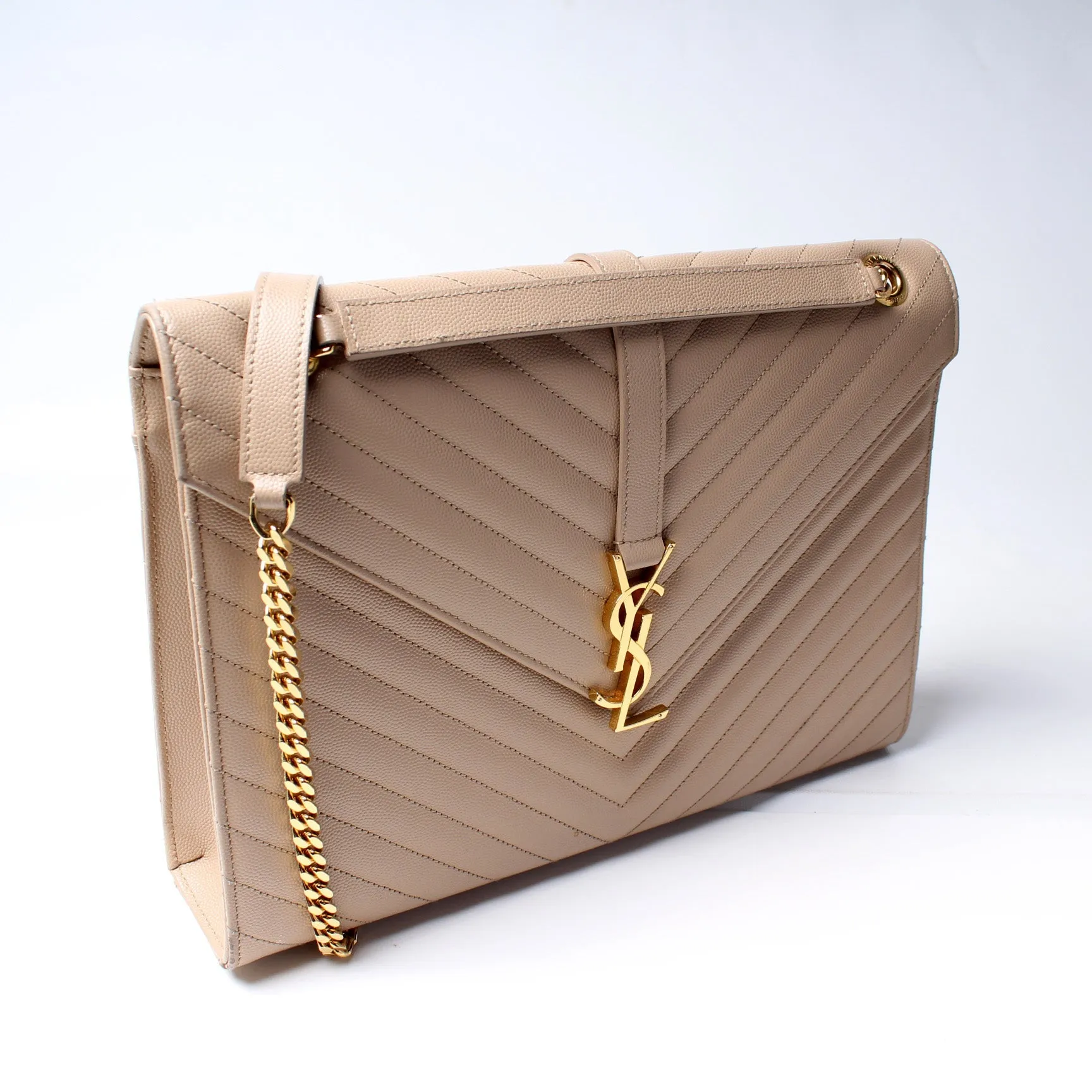 393910 Envelope Chevron Large